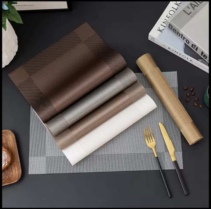 7Pcs Placemats Set with Runner for Dining Table - C